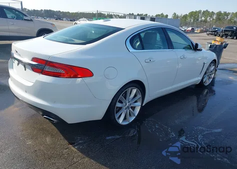 2012 Jaguar Xf Portfolio z USA, uszkodzony, nr VIN SAJWA0HB3CLS25207